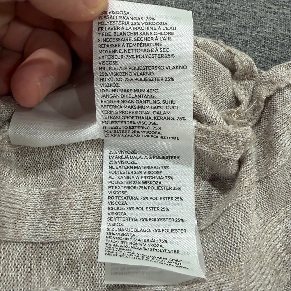 2/$25 H&M Elegant Long Sleeve Beige Ribbed Knit Dress with Side Slit - Picture 10 of 11